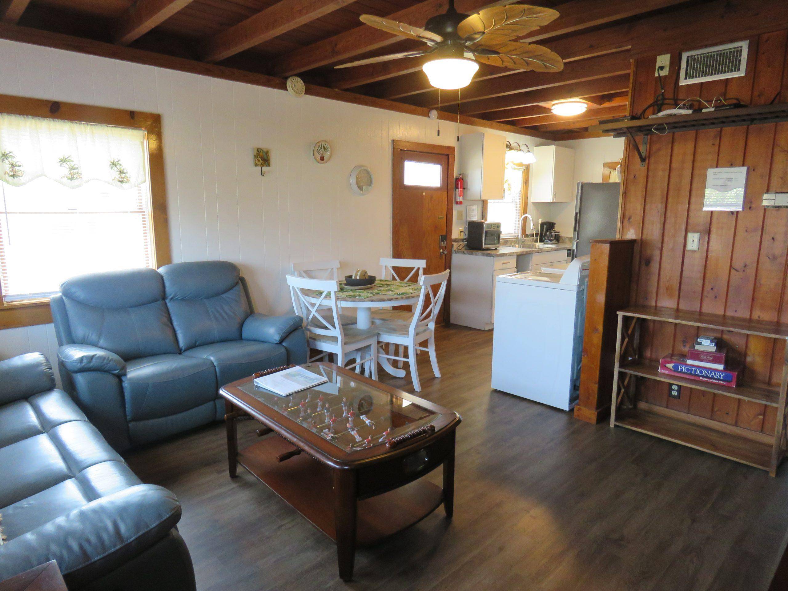 Open floor plan w/ new kitchen